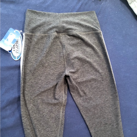 NWT Miami Heat Concepts Women's Centerline Knit Leggings - Charcoal Size small - Picture 2 of 3